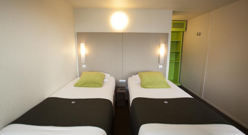 Campanile Bourges Nord - Saint-Doulchard Hotel Bagian luar foto