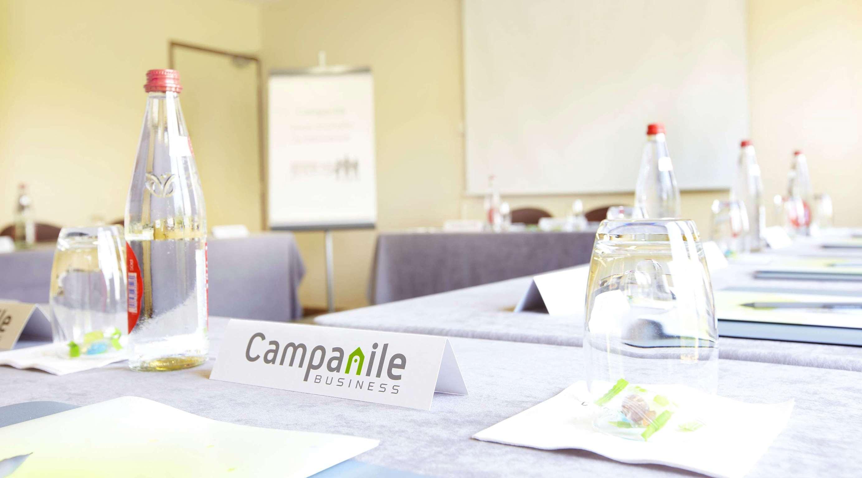 Campanile Bourges Nord - Saint-Doulchard Hotel Bagian luar foto