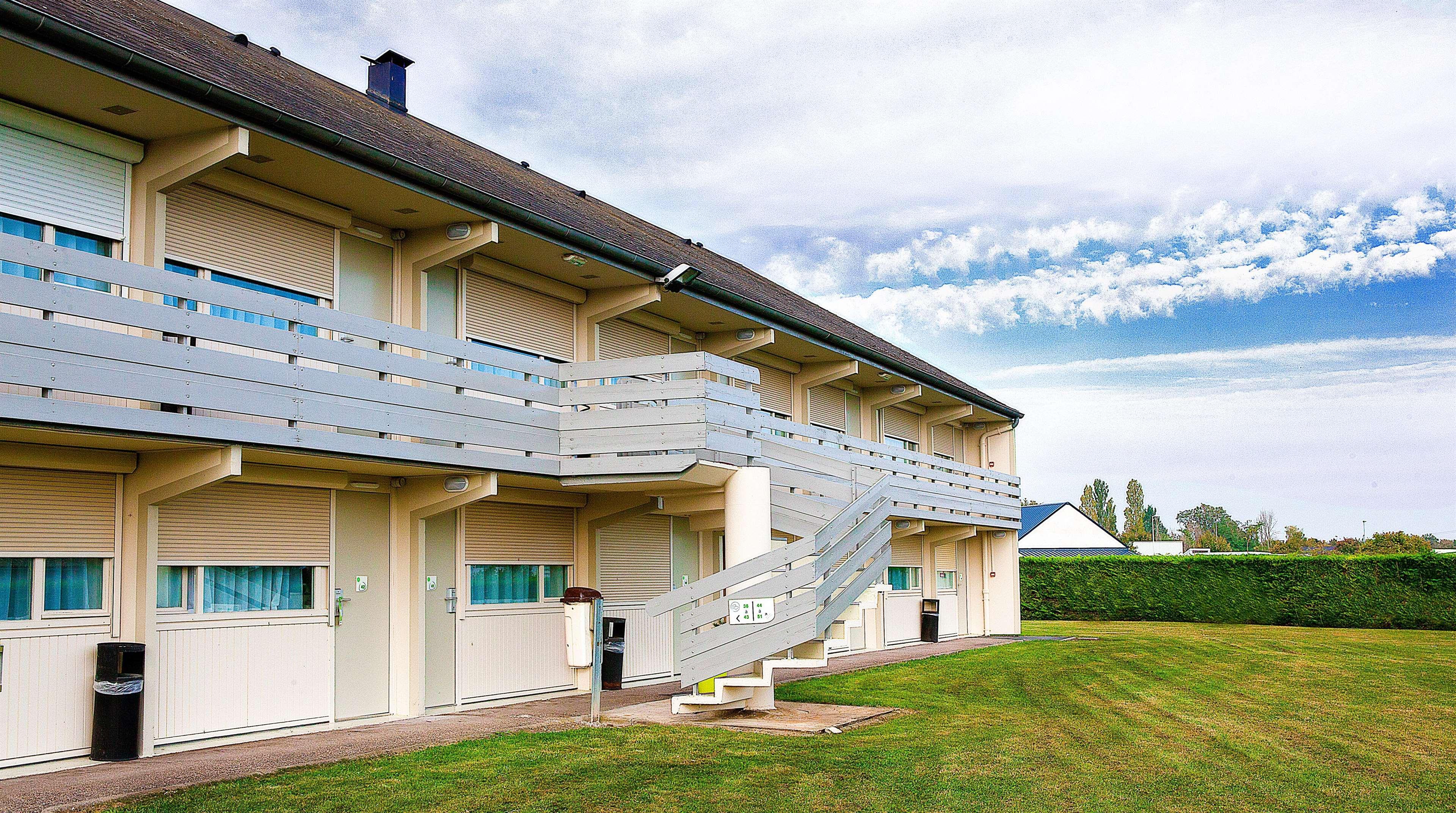 Campanile Bourges Nord - Saint-Doulchard Hotel Bagian luar foto