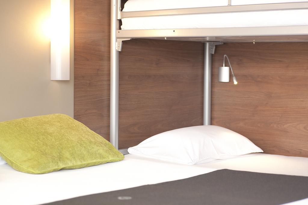 Campanile Bourges Nord - Saint-Doulchard Hotel Bagian luar foto