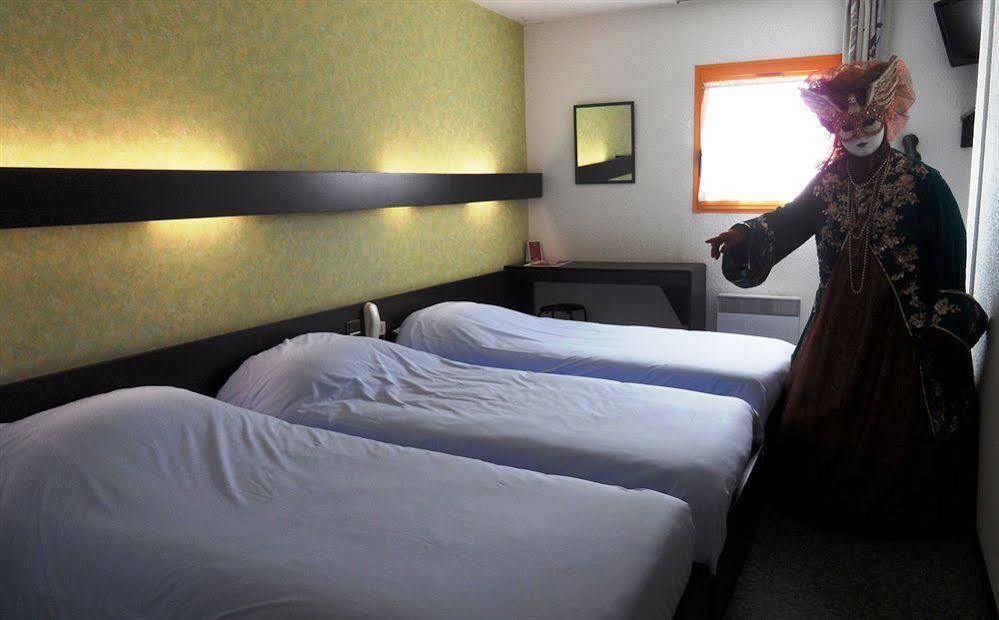 Campanile Bourges Nord - Saint-Doulchard Hotel Bagian luar foto